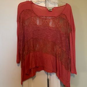 Urban outfitters pink lace top 💕